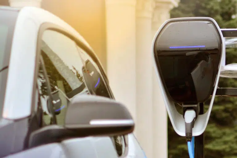 De toekomst van mobiliteit: De rol van laadpalen in Nederland